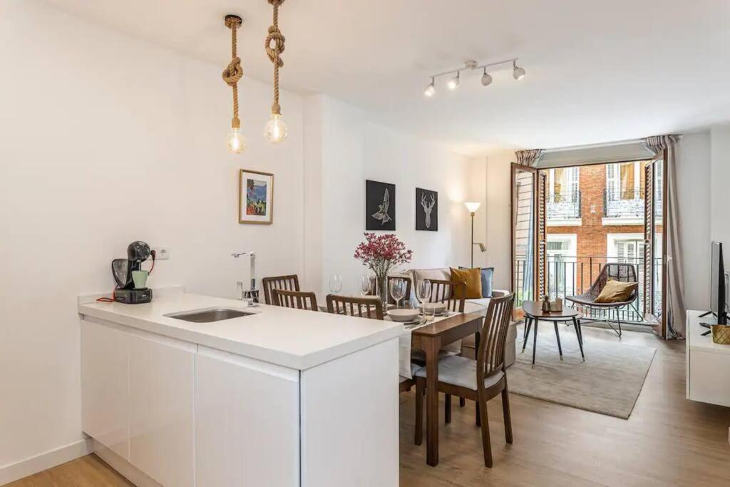 Nice Apartment Near Gran Via Val27 Madrid Esterno foto